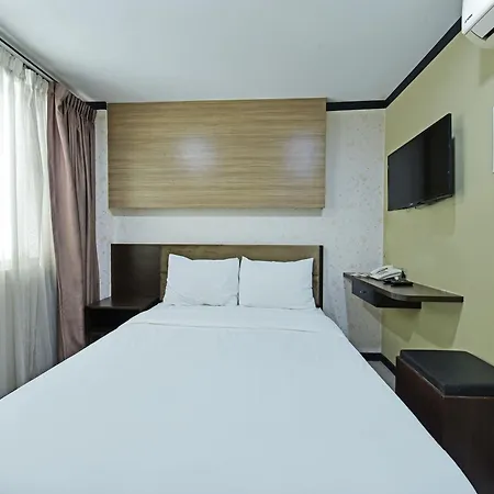 Oyo 91009 One Enigma Hotel-3
